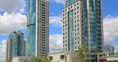 Oficina 78 m² en Minsk, Belarús