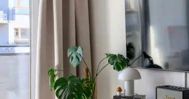 Mieszkanie 2 pokoi w Warszawa, Polska