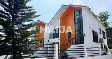 Villa 4 bedrooms in Thep Krasatti, Thailand