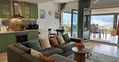 Apartamento 2 habitaciones en Dobrota, Montenegro