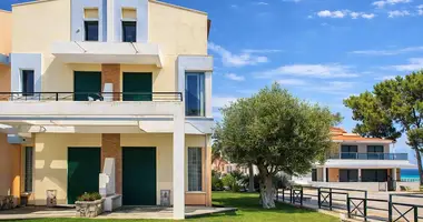 Villa 3 rooms in Kassandrino, Greece