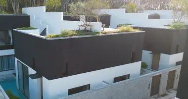 Villa 2 bedrooms in Si Sunthon, Thailand