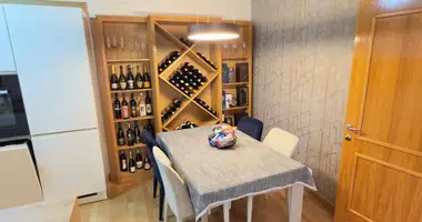 Wohnung 2 Schlafzimmer in Becici, Montenegro