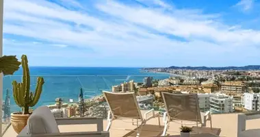 4 bedroom apartment in Dos Hermanas, Spain