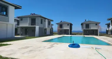 Villa 4 zimmer in Ayvalik, Türkei