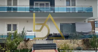 For Rent: Villa in Sauk, Tirana en Tirana Municipality, Albania
