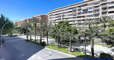 Квартира в Аликанте, Испания