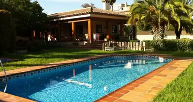 Chalet in Sant Joan dAlacant, Spain