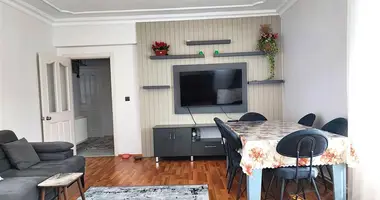 Wohnung 4 zimmer in Konyaalti, Türkei