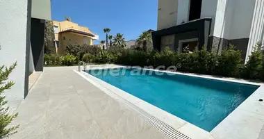 Villa 3 bedrooms in Serik, Turkey