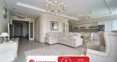 Mieszkanie 4 pokoi w Mińsk, Białoruś