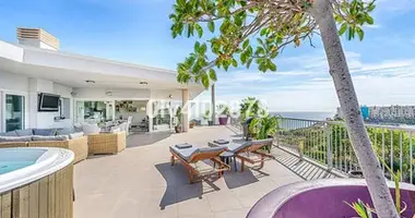 2 bedroom apartment in Benalmadena, Spain