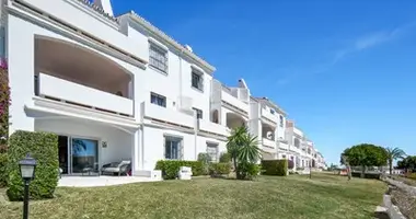 3 bedroom apartment in San Pedro Alcantara, Spain