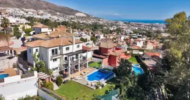 Haus 5 Schlafzimmer in Dos Hermanas, Spanien