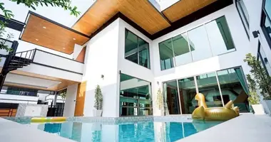 Casa 6 habitaciones en Huai Yai, Tailandia