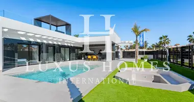 Villa 3 bedrooms in Algorfa, Spain