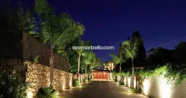 Villa 5 bedrooms in Marbella, Spain