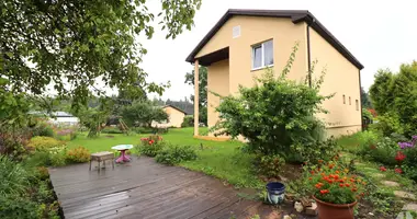 8 room house in Dzerumi, Latvia