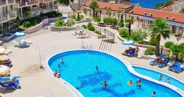 2 bedroom apartment in Przno, Montenegro