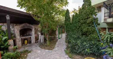 Apartamento 3 habitaciones en Montenegro
