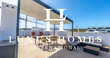 Ático Ático 3 habitaciones en Torrevieja, Španjolska