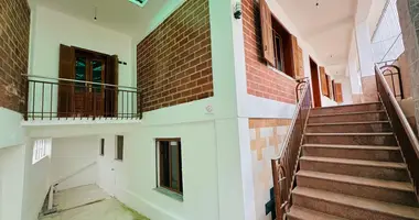 Casa 5 habitaciones en Bashkia Vlore, Albania