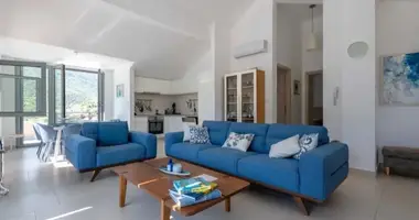 Wohnung 3 zimmer in Morinj, Montenegro