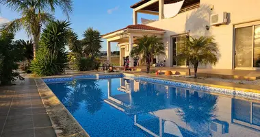 4-Schlafzimmer-Villa in Anarita, Zypern