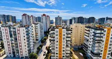 Квартира 4 комнаты в Мезитли, Турция