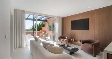 Wohnung 4 Schlafzimmer in San Pedro Alcantara, Spanien