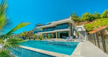 Villa 10 bedrooms in Alanya, Turkey