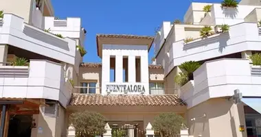 Wohnung 3 Schlafzimmer in San Pedro Alcantara, Spanien