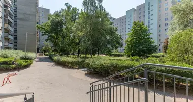 Mieszkanie 2 pokoi w Warszawa, Polska