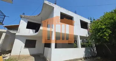 Casa 10 habitaciones en Bashkia Durres, Albania