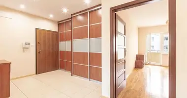 Propiedad comercial 60 m² en Poznan, Polonia