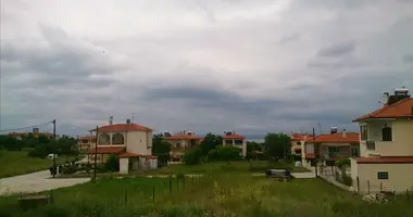 Участок земли в Айос-Николаос, Греция