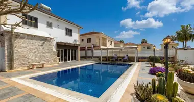 4 bedroom apartment in Pyla, Cyprus