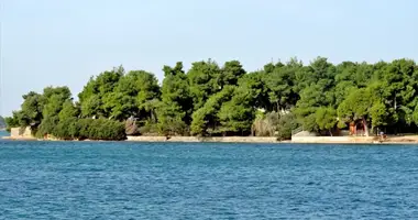 Terrain dans Eretria Municipality, Grèce