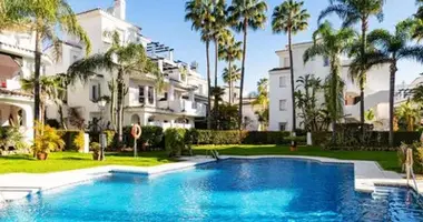 Apartamento 2 habitaciones en San Pedro Alcantara, Španjolska