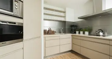 Apartamento 3 habitaciones en Varsovia, Polonia