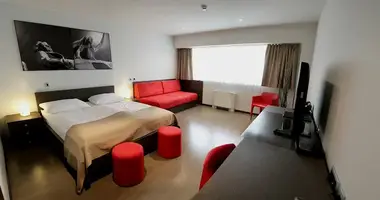 Отель 1 840 м² в Upravna Enota Ljubljana, Словения