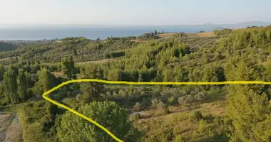 Plot of land in Agia Paraskefi, Greece