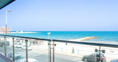 4 bedroom apartment in Torrevieja, Spain