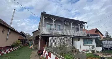 9 room house in Central Hungary, Hungary