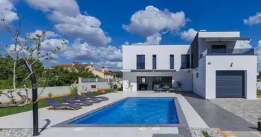 Villa 3 chambres dans Galizana, Croatie