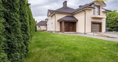 Cottage in Scomyslica, Belarus