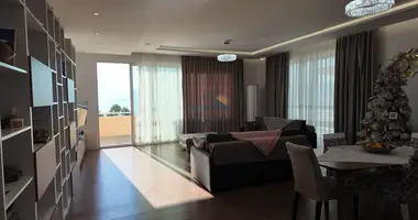 Penthouse 3 bedrooms in Bashkia Vlore, Albania