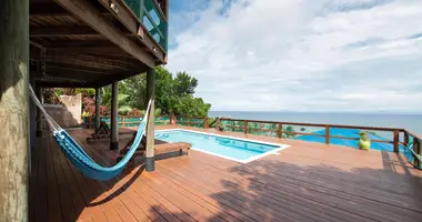 Дом 4 спальни в Calabash Bight, Гондурас