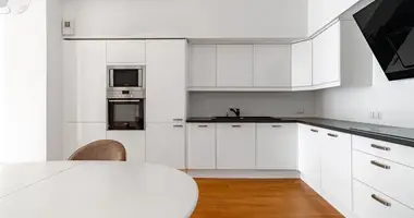 Wohnung 3 zimmer in Warschau, Polen