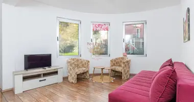 Apartamento 2 habitaciones en Becici, Montenegro